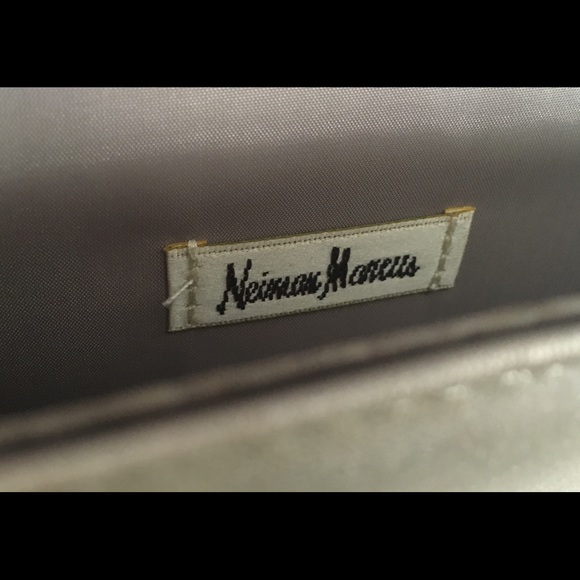 Neiman Marcus Clutch - Picture 3 of 5